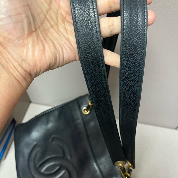 ❌SOLD❌Timeless Coco Chanel Tote - Picture 9 of 16